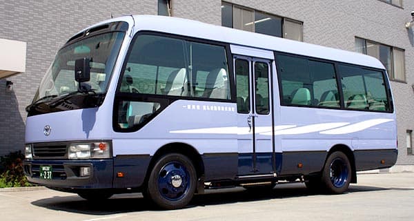 送迎用バス